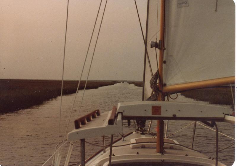 EveningStarOday23_024.jpg - Evening Star, our ODay 23 sailing through one of the short cuts in the Mullica River at the top of Great Bay